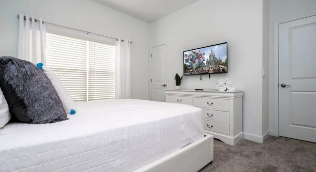 Stunning 4 Bd Close to Disney @ Storey Lake 2569, Varaa Lomakoti Kissimmee Kissimmee