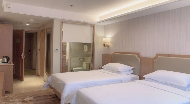 The Li Yang Hotel Guangzhou, Забронировать Отель Отели Гуанчжоу 3 звезды, рядом с Guangzhou Baiyun Wanda Plaza, 3*