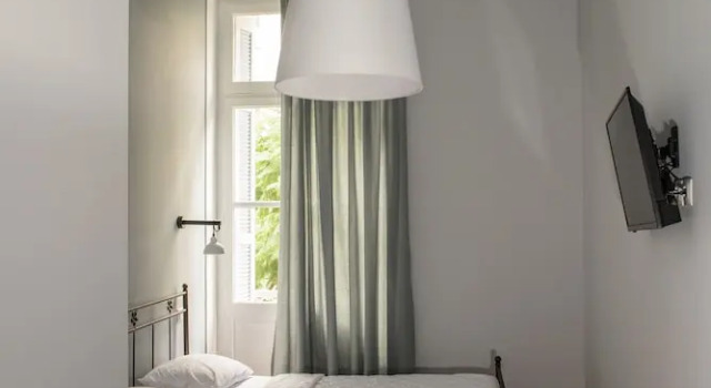 Двухместный номер Deluxe Athinas Street Inn