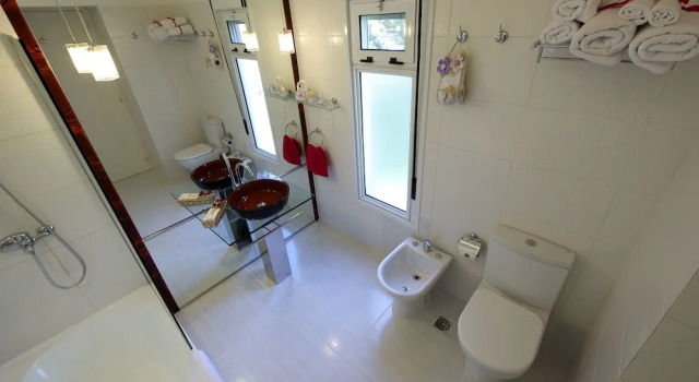 Номер Comfort Red Wind B&B