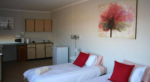 High Side Tavern and Planters Lodge, Забронировать Отель Отели Mhala 3 звезды, 3*