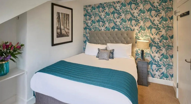 The Granville - Delightful 2-bed Victorian Apartment