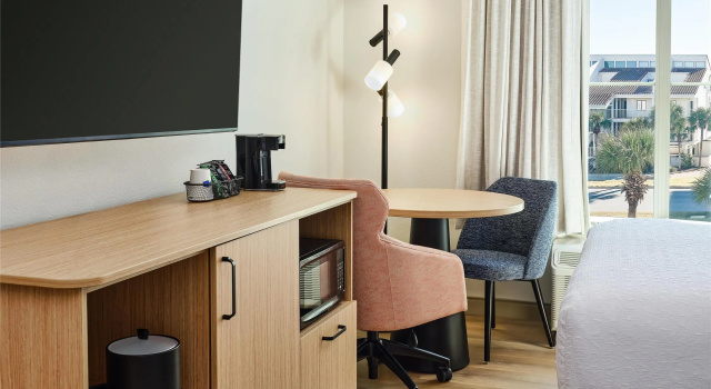 Четырёхместный номер Standard Hampton Inn & Suites Destin