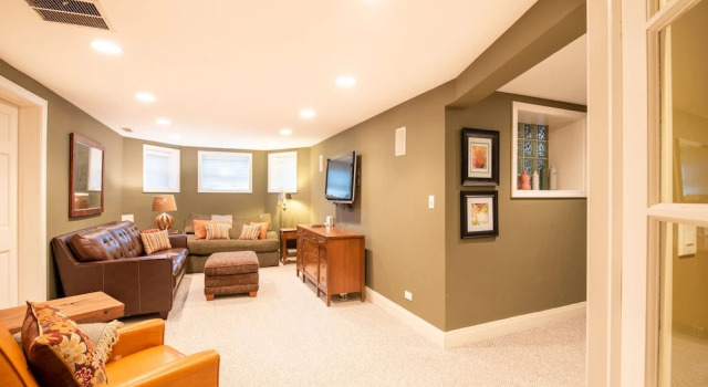 Апартаменты Classic с 3 комнатами Chicago Guest House on Newport Avenue