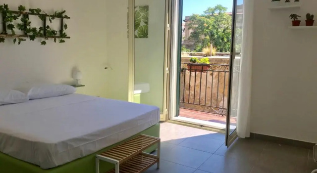 Апартаменты De Valois Apartment