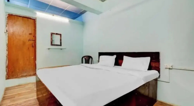 Номер Deluxe Shree Radhe Krishna Guest House