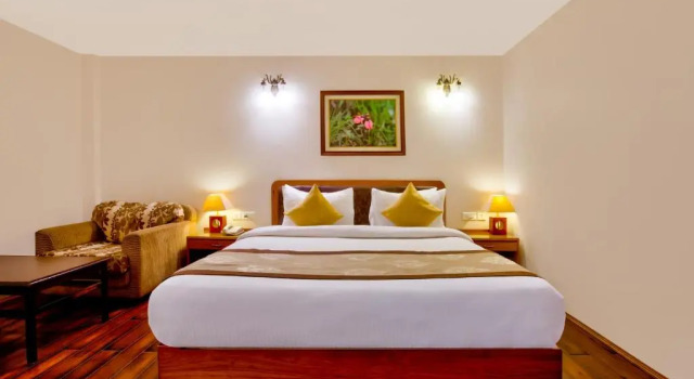 Номер Standard Summit Ttakshang Residency Hotel & Spa 2 Mins Walk to MG Marg