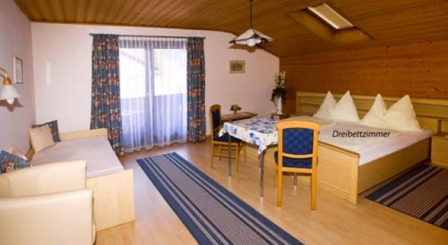 Alpinferienwohnung Neuhuber - Salzkammergut, Забронировать Апартаменты/квартира Отели Dachstein - Krippenstein с парковкой, Парковка