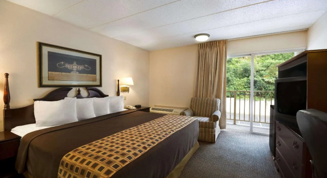 Days Inn by Wyndham Birmingham Vestavia Hills, Buchen Sie Hotel Vestavia Hills USA
