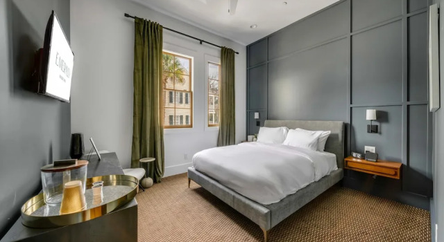 Двухместный номер Premium The Emerald Boutique Stays