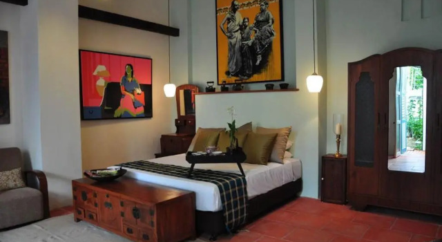 Straits Eclectic 23 Love Lane Hotel