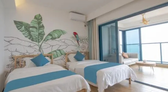 Семейный люкс с 2 комнатами с видом на море Huidong Vanke Double Month Bay Hailan Yunshu holiday apartment