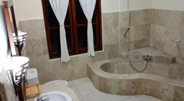 Трёхместный номер Deluxe Pande Permai Bungalows