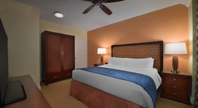 Номер Standard Marriotts Lakeshore Reserve