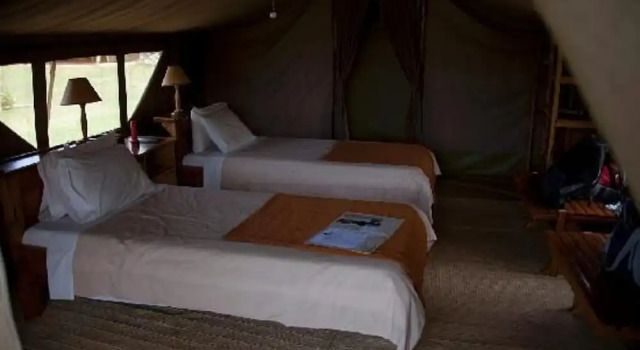Ngamba Island Tented Camp, Prenota Hotel Entebbe 