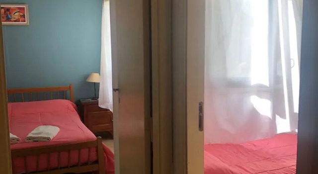 Четырёхместный семейный номер Standard Hotel Embassy