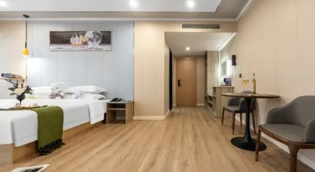 Семейный люкс Xuancheng Fenglai Hotel (Wanling Lake Scenic Area Wanda Plaza)