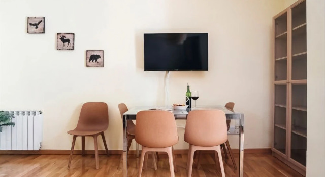 GRAN VÍA Premium House II (2BR 2BT), Забронировать Отель Отели Мадрида с бассейном, рядом с Монастырь Энкарнасьон, Бассейн
