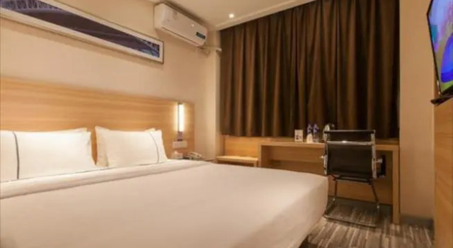 City Comfort Inn Wuhan Taibei Road Youth Palace, Prenota Hotel Hotel a Hubei con parcheggio, Parcheggio
