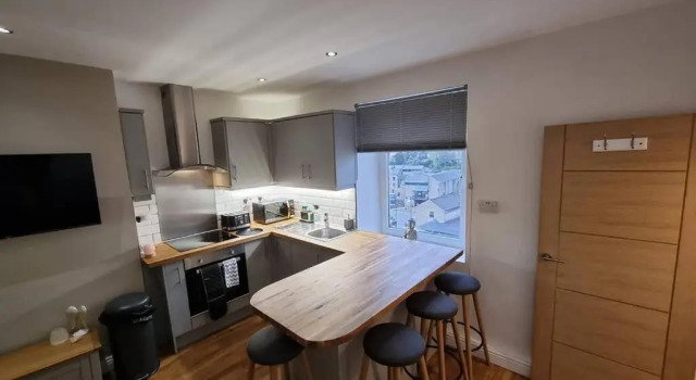 Crystal Cottage - 5 min walk from Holmfirth Town Centre, Varaa Lomakoti Mökit kohteessa Merseyside, Mökki