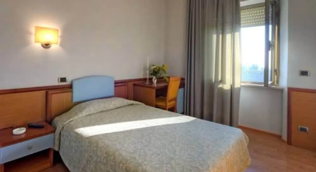 Settecolli Sport Hostel - Single Room 102, Rezervovat Hostel  