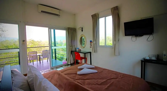 Двухместный номер Standard с видом на горы Yoko River Kwai Resort