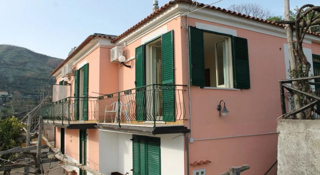 Casale dei Limoni, Buchen Sie Hotel Hotels in Tramonti mit Parkplatz, Parkplätze