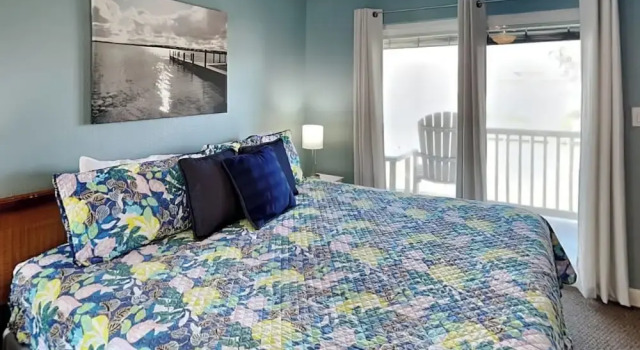 Kontiki Beach #222 by Miss Kitty’s, Book Lejlighed Rockport Houston