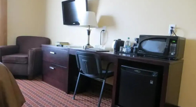 Standard Doppel Zimmer mit Stadtblick Poplar Tree Inn