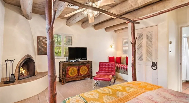 Casa Siempre Mayo - Railyard Gem, Walk to Plaza