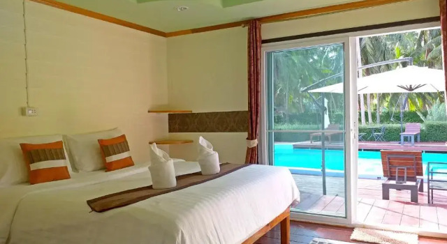Двухместный номер Superior с видом на бассейн The Ford SunSet Beach Resort