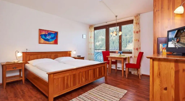 SkyLounge Mayrhofen, Забронировать Отель Отели Майрхофен с парковкой, Парковка