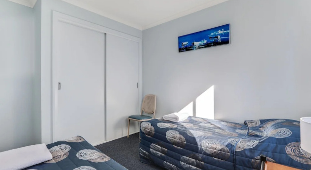 Номер Standard с 3 комнатами с видом на озеро Beach Cabins Merimbula