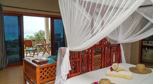 Полулюкс Deluxe Raffia Boutique Hotel