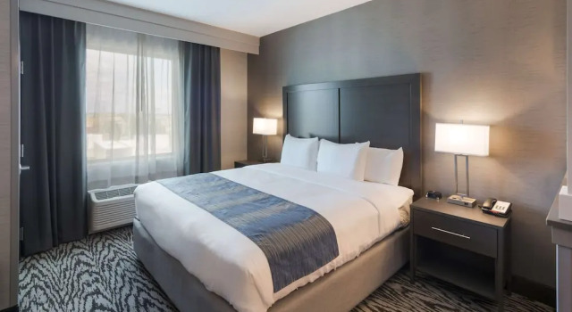 Двухместный номер Standard Comfort Suites Kennewick at Southridge