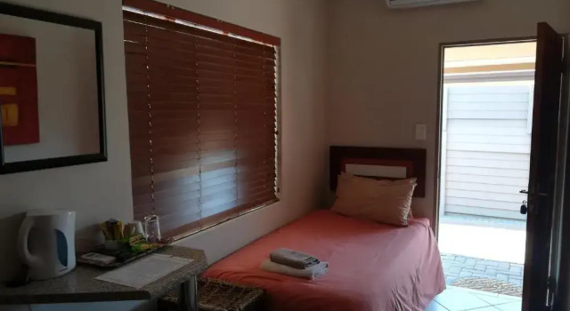Номер Standard Grand Central Guesthouse