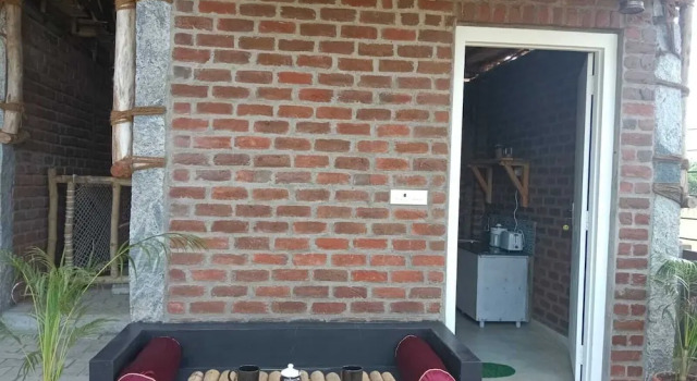 Huts Life Home Stay