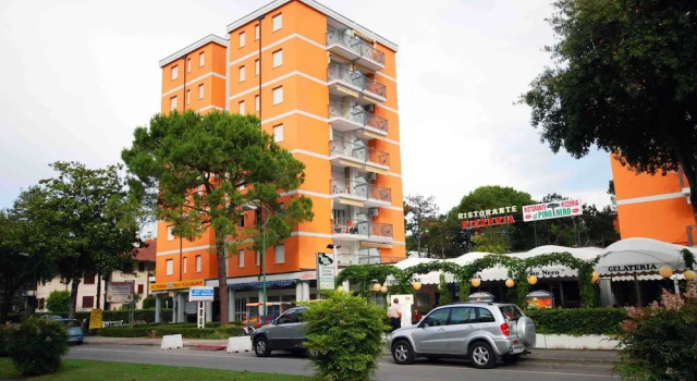 Residence Alisei, Book Lejlighed Hoteller i Friuli Venezia Giulia med parkering, Parkering