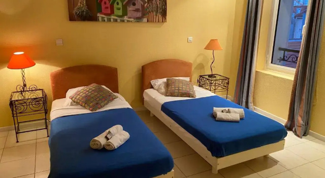 Апартаменты с 2 комнатами Cannes Holiday Suites