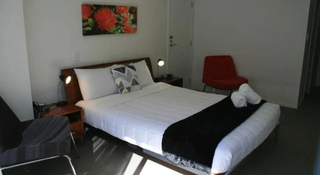 Студия Atlas Suites and Apartments