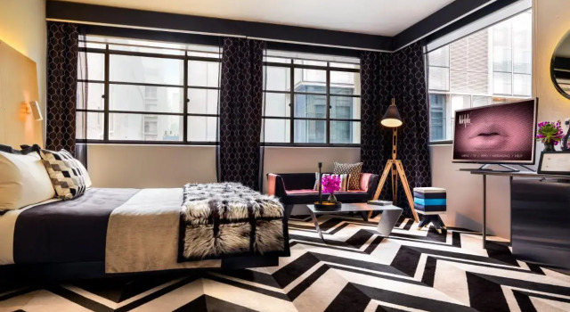 Номер Deluxe Adelphi Hotel