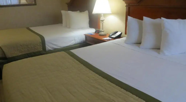 Двухместный номер Standard Baymont by Wyndham Indianapolis West