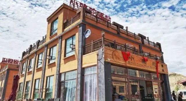 Little camel station, Prenota Hotel Zhangye 