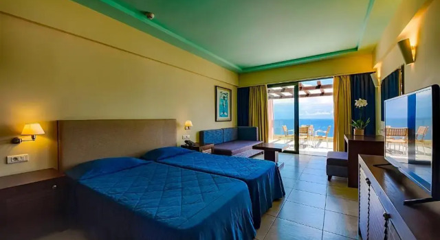 Двухместный номер Superior с видом на море Apostolata Island Resort & Spa