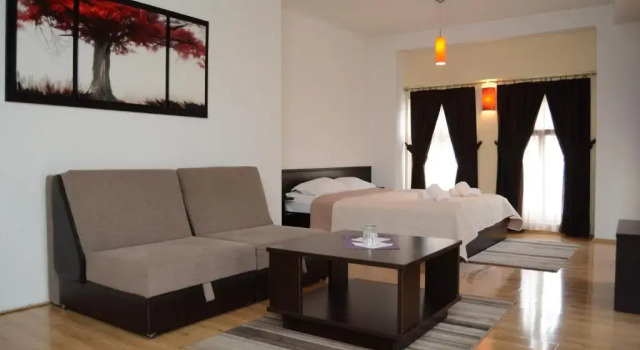Estudio Hotel Treff