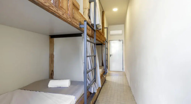 A&B Hostel Príncipe Pío, Забронировать Хостел Хостелы Мадрида, рядом с Обитель Девы Марии дель-Пуэрто, Хостел