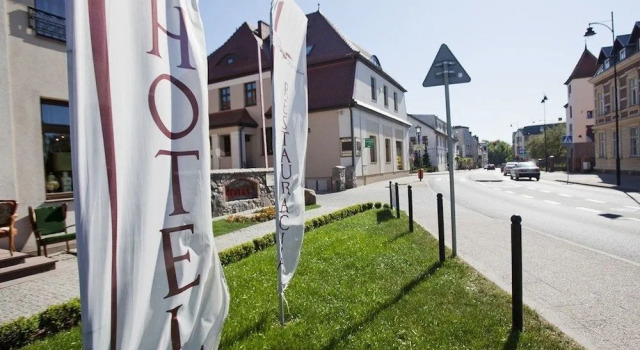 Hotel Pod Orłem, Varaa Hotelli  