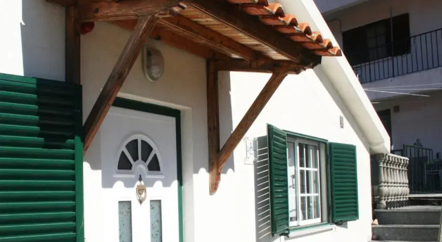 Апартаменты с 2 комнатами с балконом и с красивым видом из окна Casa da Risca