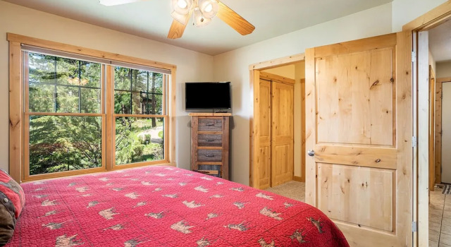 Solitude Bobcat #6 - Estes Park 2 Bedroom Condo by RedAwning, Забронировать Апартаменты/квартира Апартаменты Эстес-Парк, рядом с Lake Estes, Апартаменты/квартира