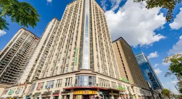 Ibis Styles Kunming High-tech Zone Wuyue Plaza, Rezerwuj Hotel Hotele w Kunming z parkingiem, Parking
